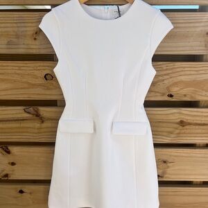 Aritzia Babaton
Figureknit™ Priestly Dress
